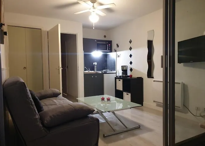 Studio Cabine Au Grau Du Roi A 3Min A Pied De La Plage